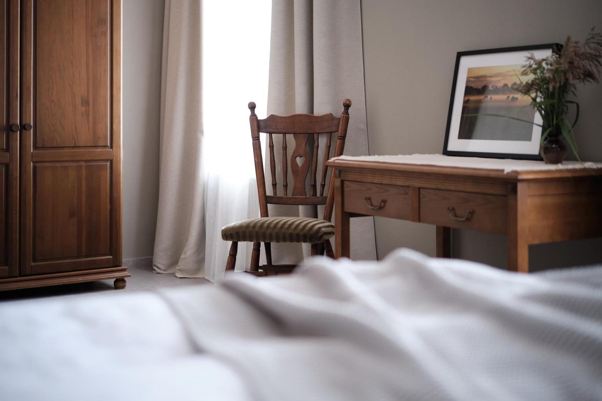 Hotel Pernigele Yelgavkrasty Екстер'єр фото